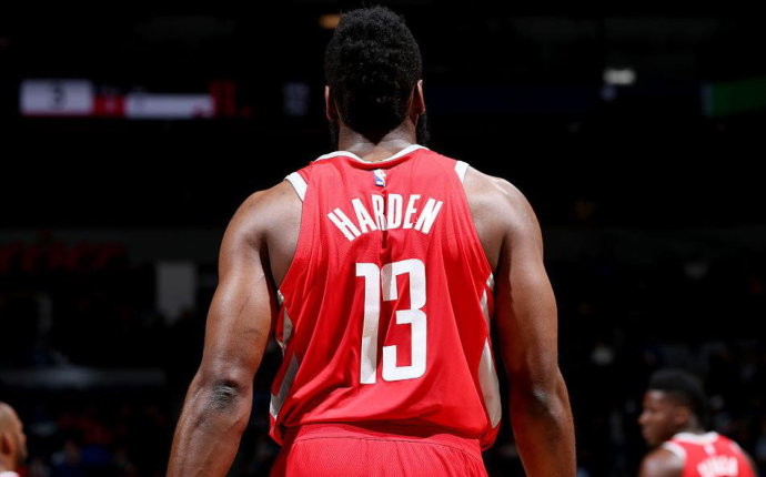  阿森纳争冠关键战，厄德高超远吊射绝杀狼队守榜首